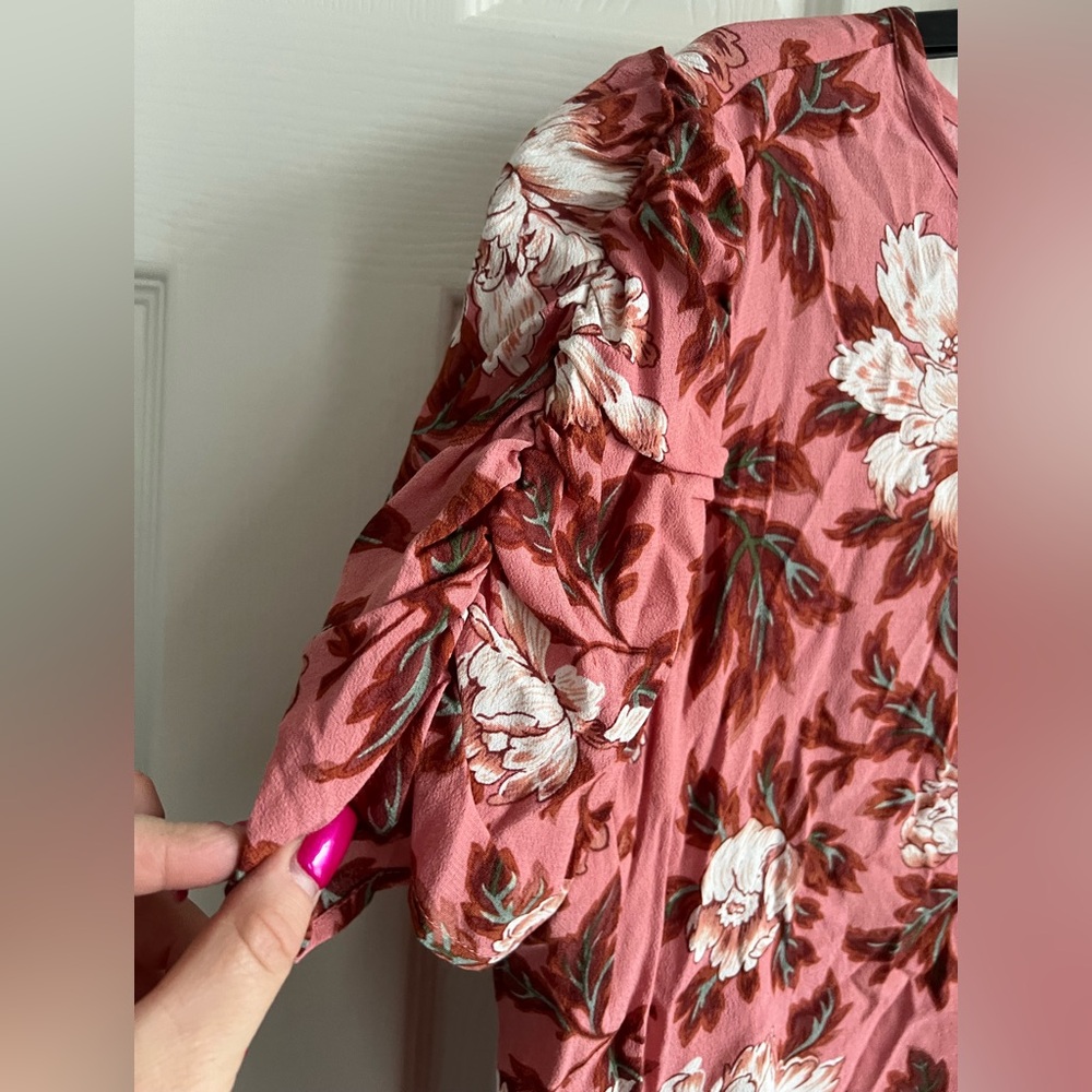 Floral Pink Women's Top Loft M - Picture 2 of 11